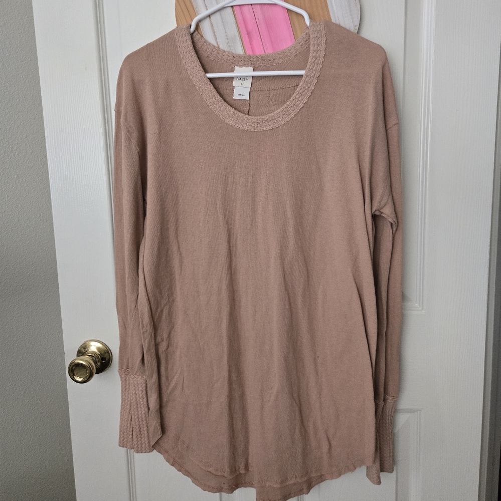 Tan Long Sleeve Relaxed Sweatshirt